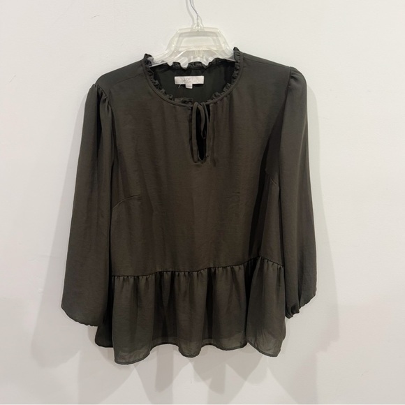 Ann Taylor loft plus brownish/ pewter flowy tie neck flounce top ❤️ - Picture 2 of 6